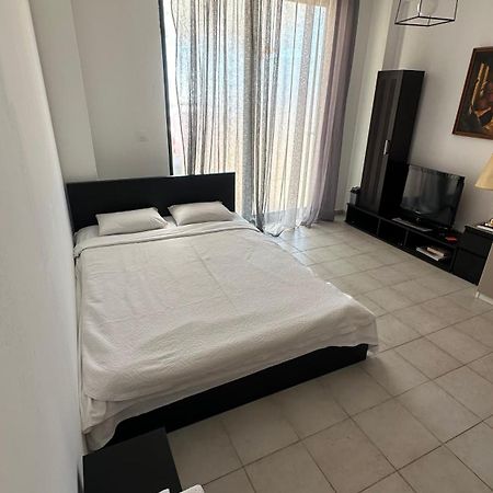 Melathron Rooms Неа Мудания Екстериор снимка